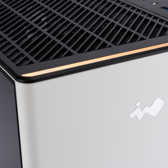 InWin 迎廣科技 A3 / CF18白 (含AM120S*1) M-ATX